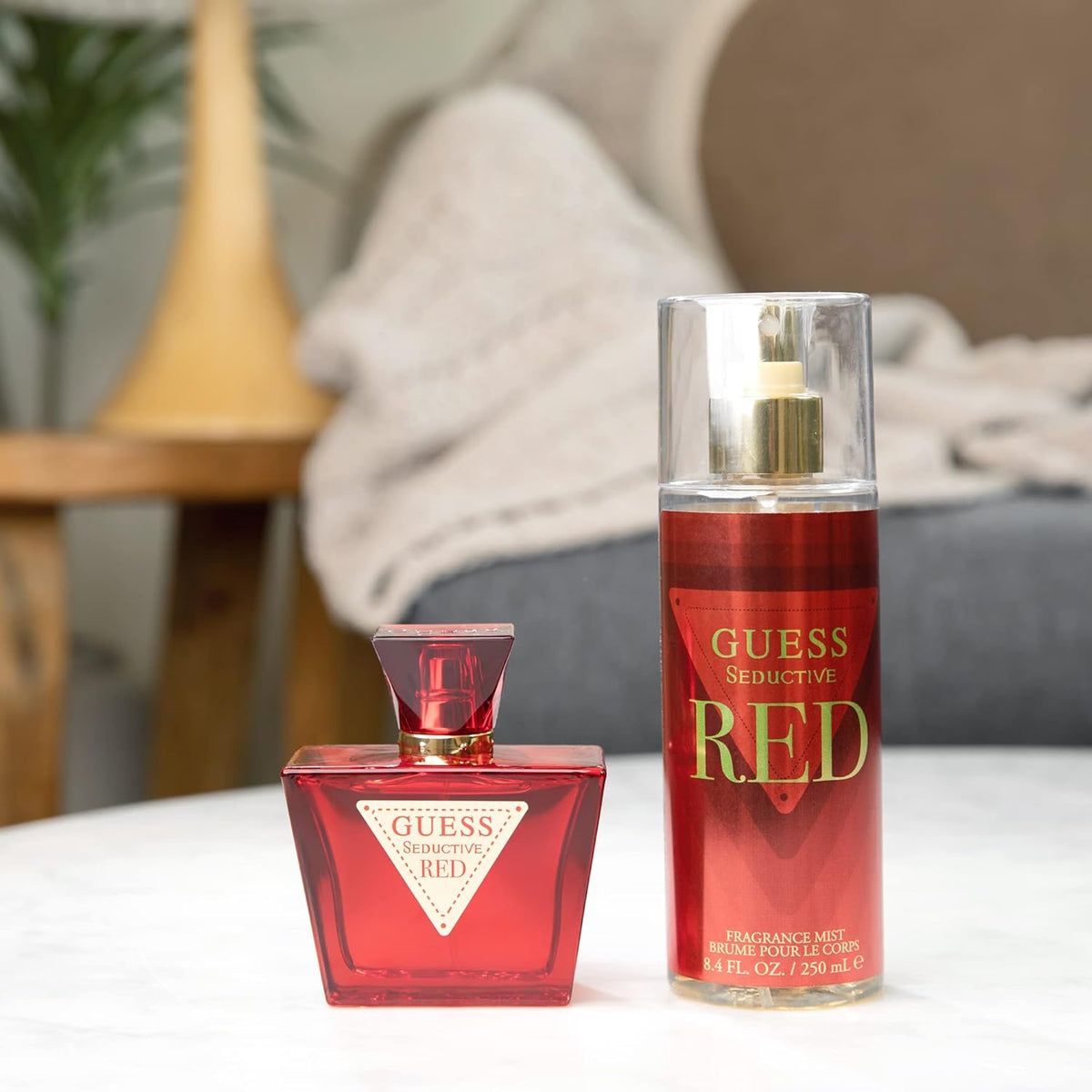 Red Fragranced Mist 8.4 Fl Oz V226