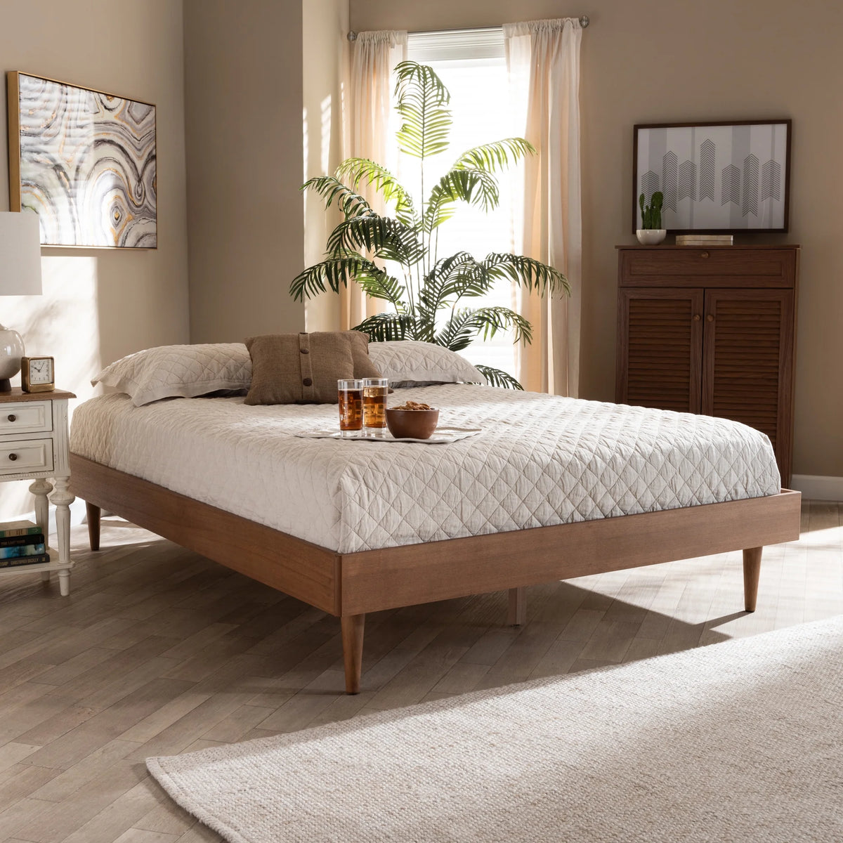 Queen Size Wood Bed Frame U981